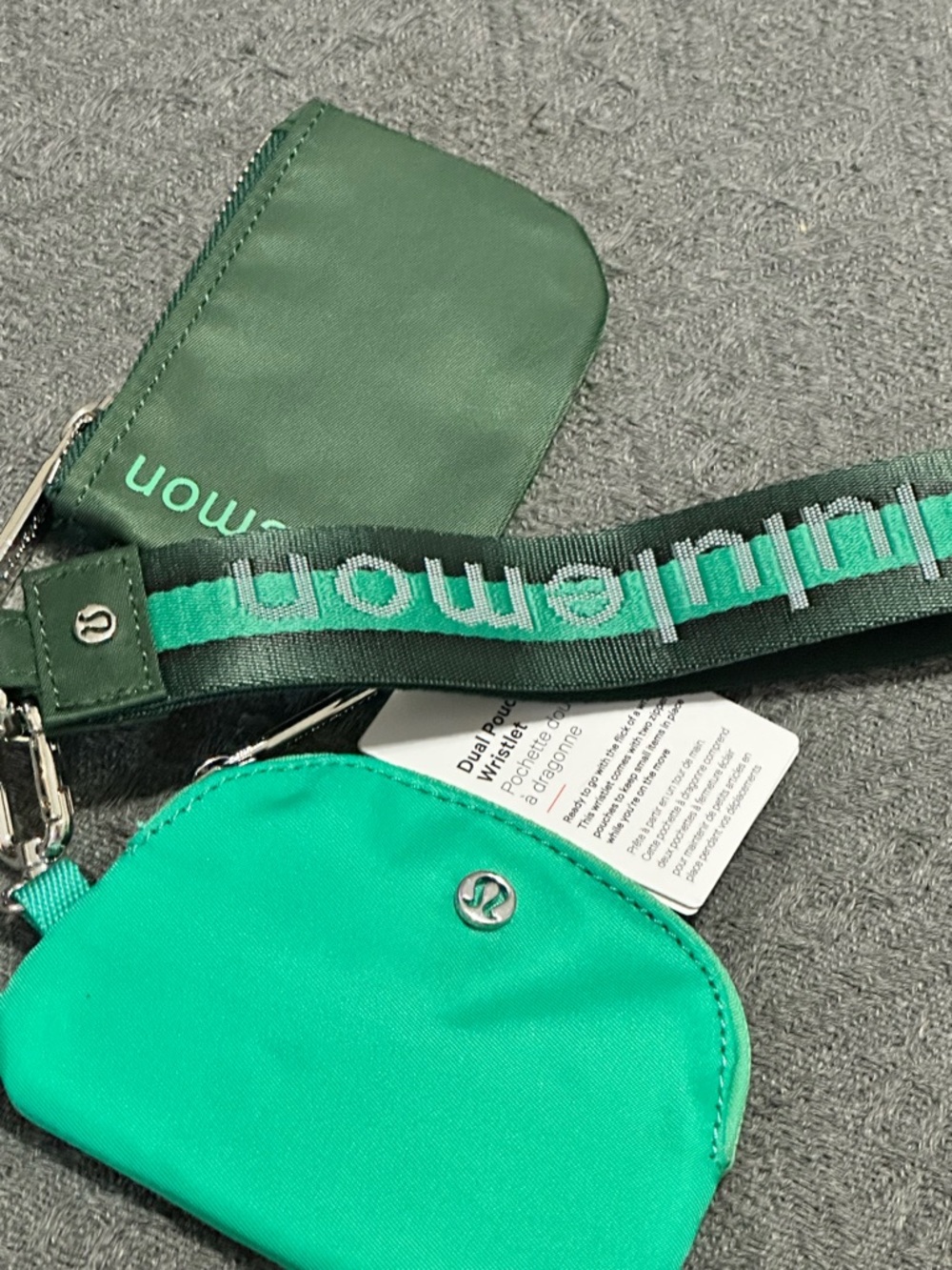 lululemon green nylon wristlet pouch set with strap